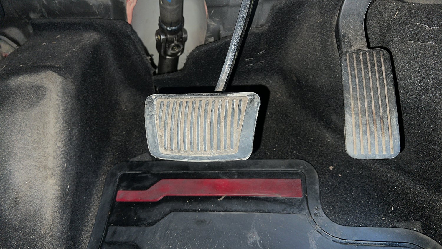 Used 2020 kia Seltos HTX IVT 1.5 Petrol Automatic interior PEDALS VIEW