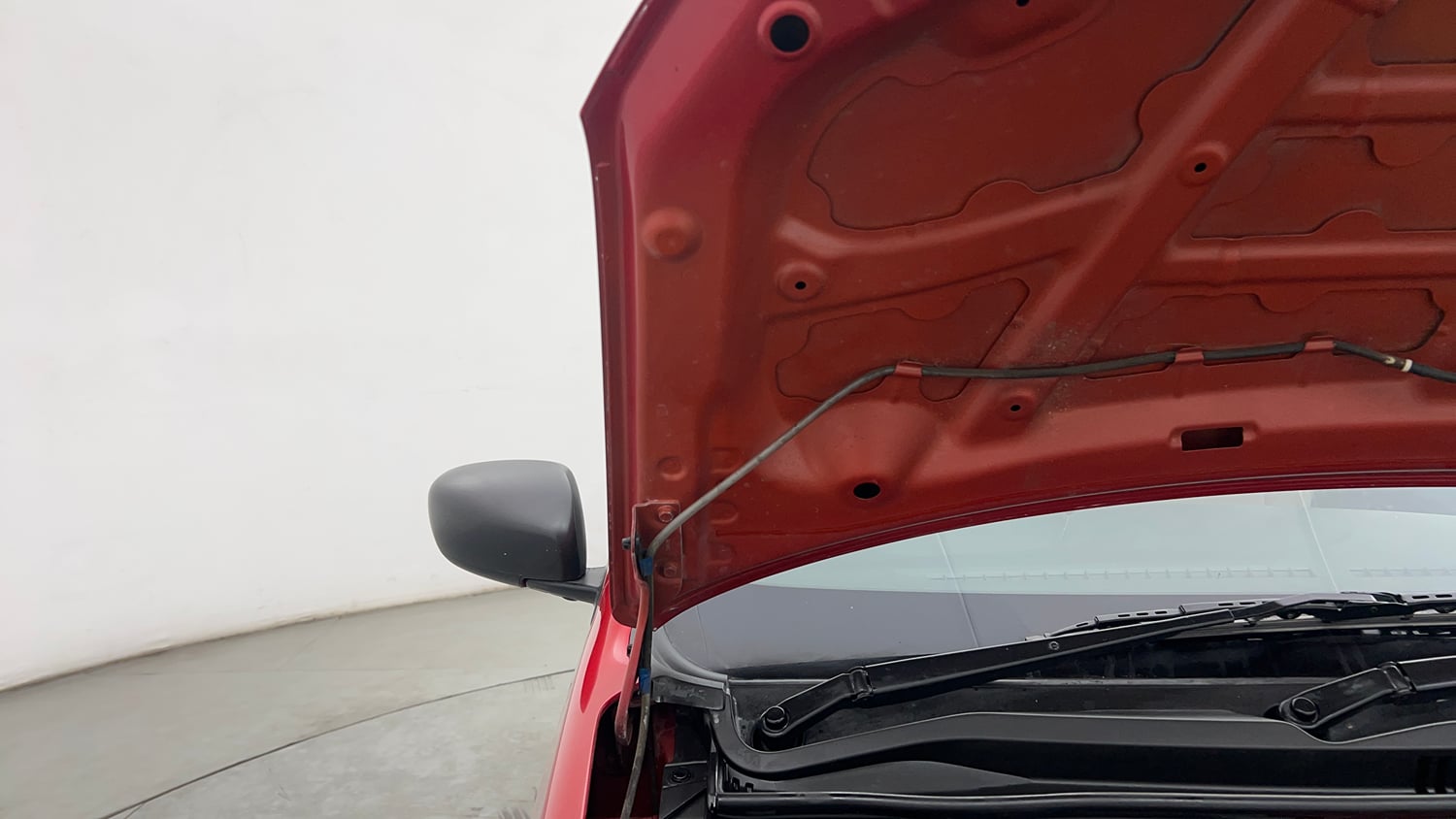 Used 2023 Maruti Suzuki Alto K10 VXi Plus AGS Petrol Automatic engine ENGINE RIGHT SIDE HINGE & APRON VIEW