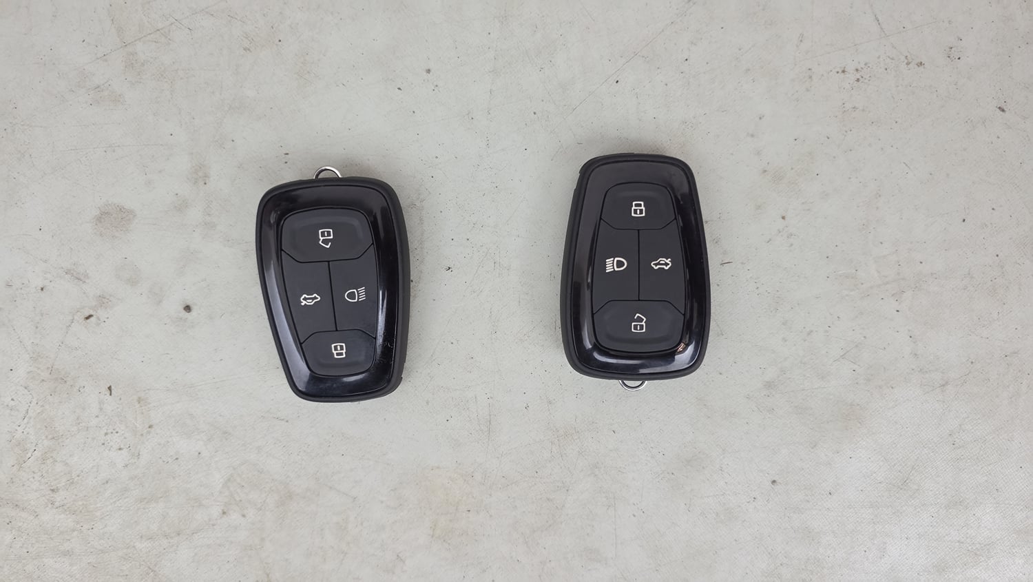Used 2023 Tata Altroz XZ Diesel Diesel Manual extra CAR KEY VIEW