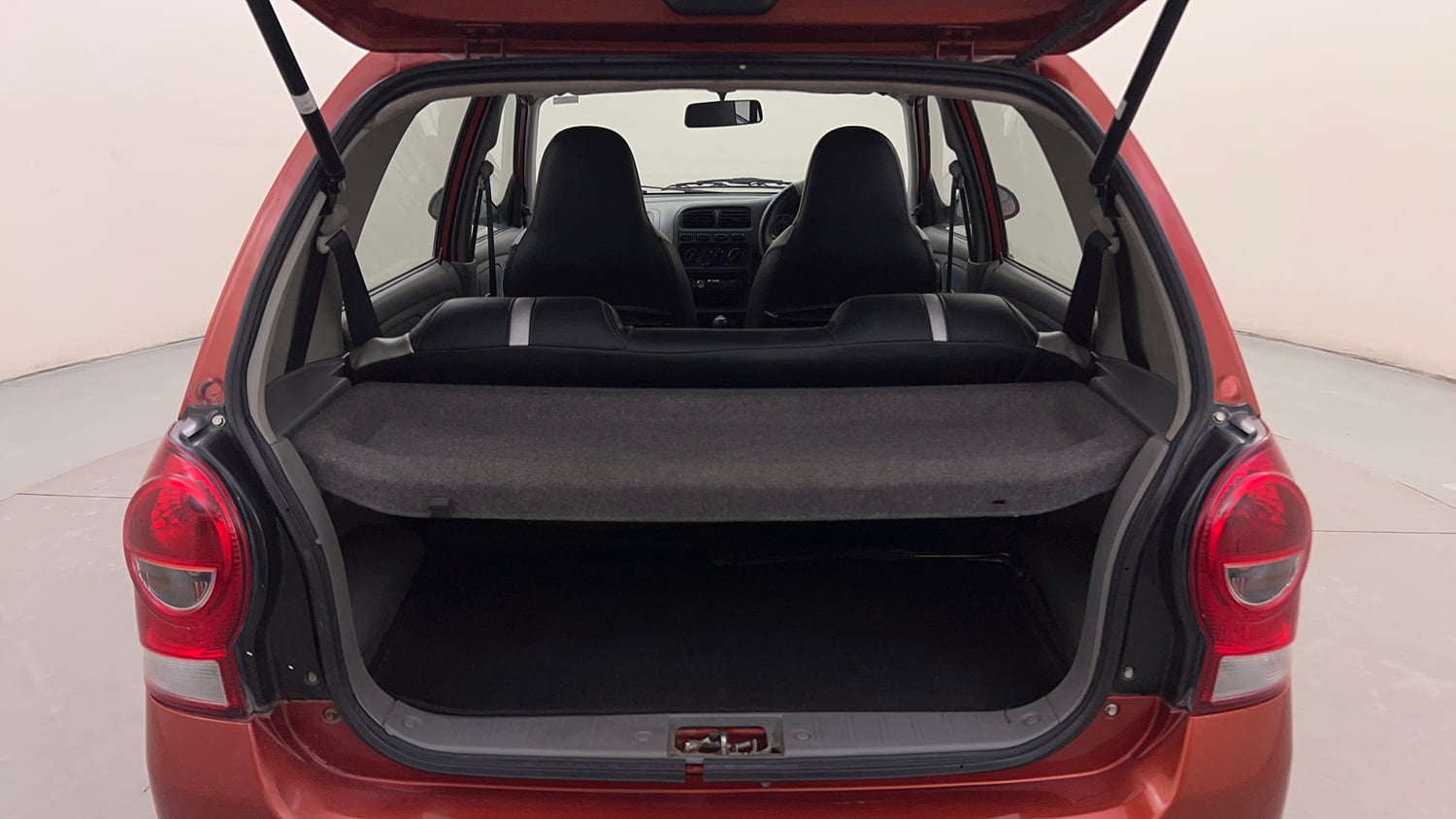 Used 2013 Maruti Suzuki Alto K10 VXi Petrol Manual interior DICKY INSIDE VIEW