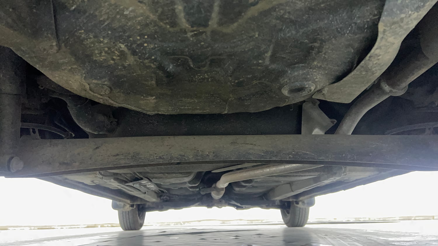 Used 2016 Hyundai i10 Sportz 1.1 iRDE2 Petrol Manual extra REAR UNDERBODY VIEW (TAKEN FROM REAR)