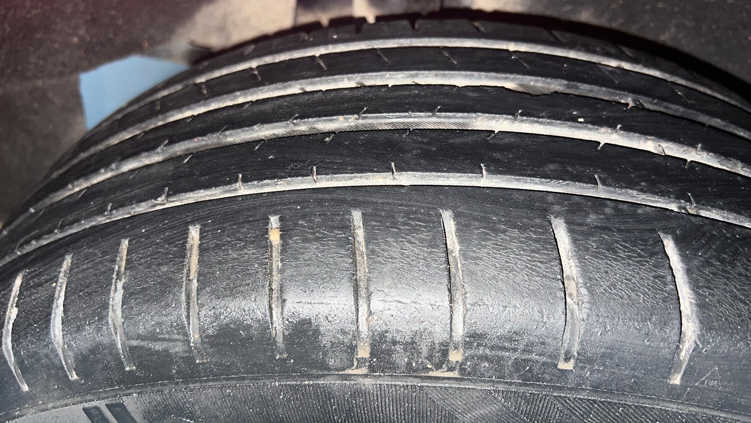 Used 2019 Toyota Glanza V CVT Petrol Automatic tyres RIGHT REAR TYRE TREAD VIEW