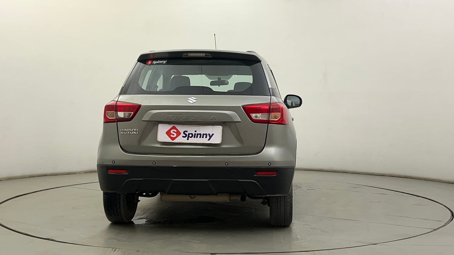 Used 2017 Maruti Suzuki Vitara Brezza [2016-2020] VDi Diesel Manual exterior BACK VIEW