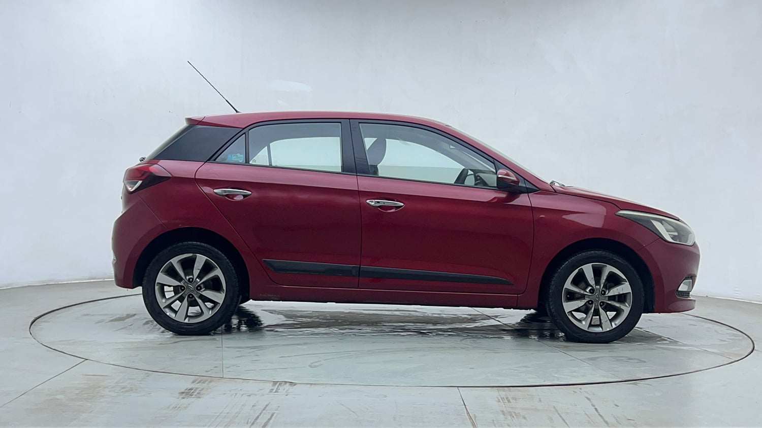 Used 2015 Hyundai Elite i20 Asta 1.2 Petrol Manual exterior RIGHT SIDE VIEW