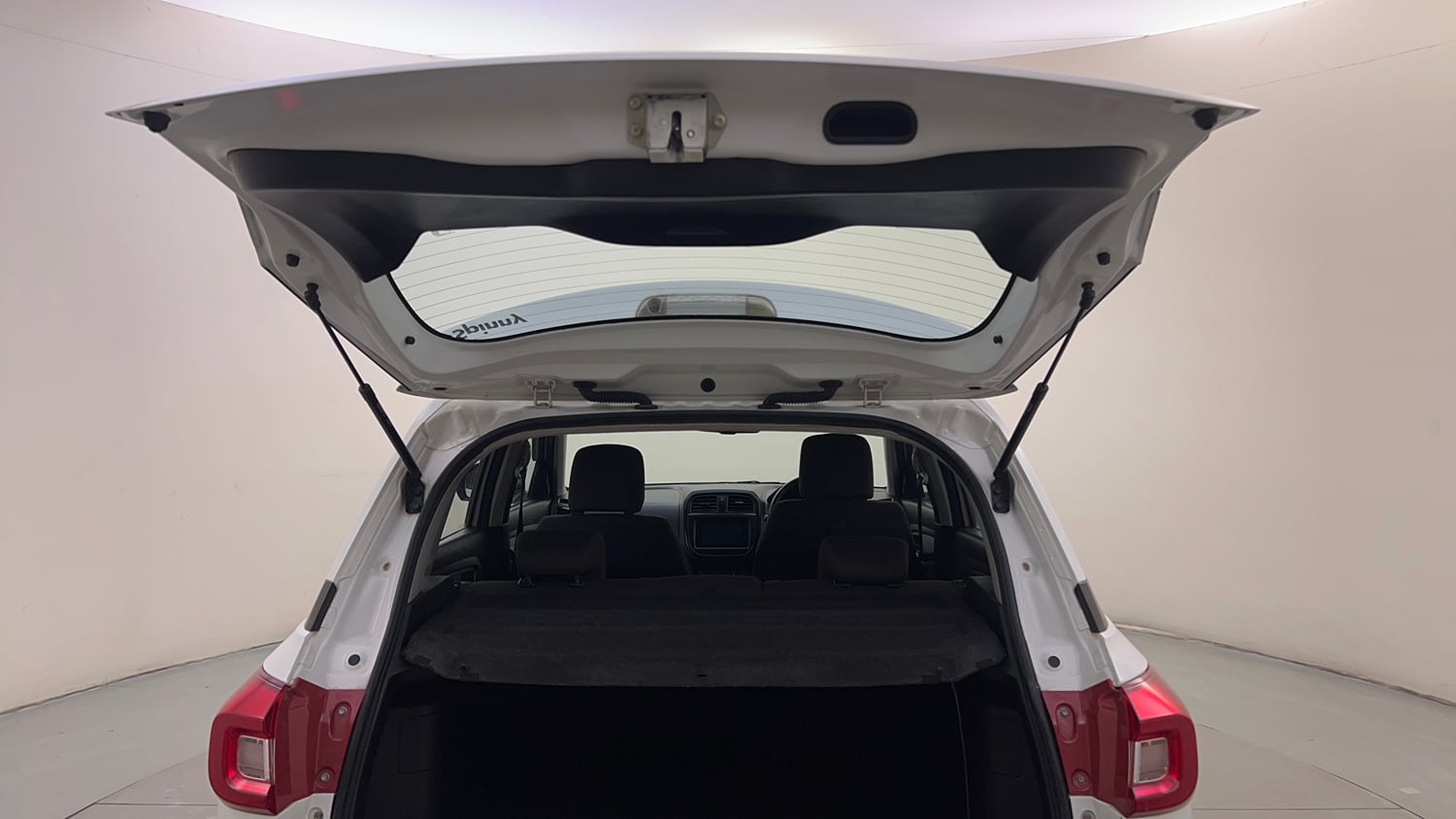 Used 2021 Toyota Urban Cruiser Premium Grade AT Petrol Automatic interior DICKY DOOR OPEN VIEW