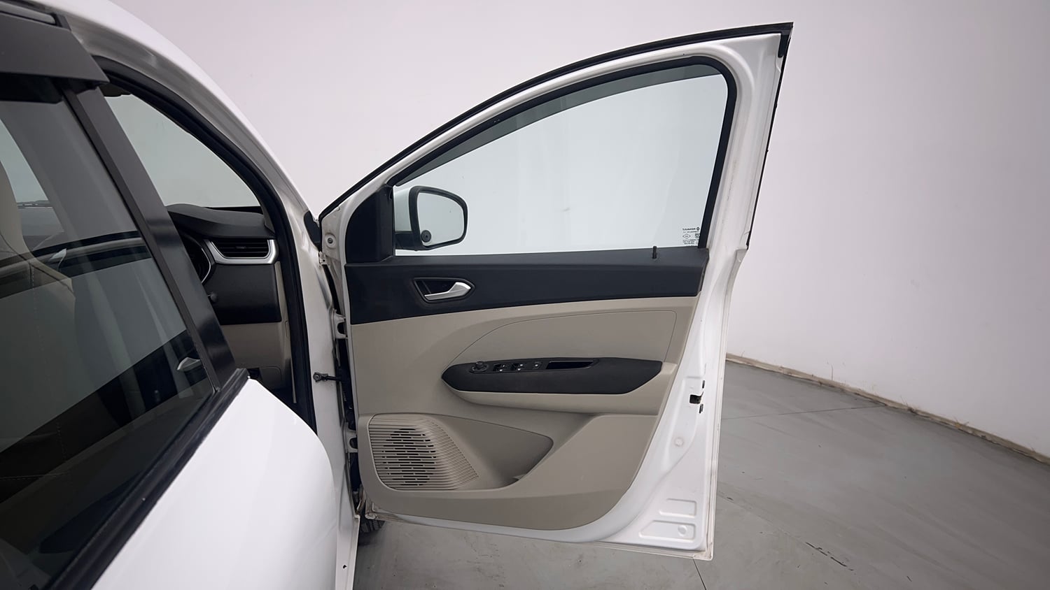 Used 2020 Renault Triber RXZ EASY-R AMT Petrol Automatic interior RIGHT FRONT DOOR OPEN VIEW