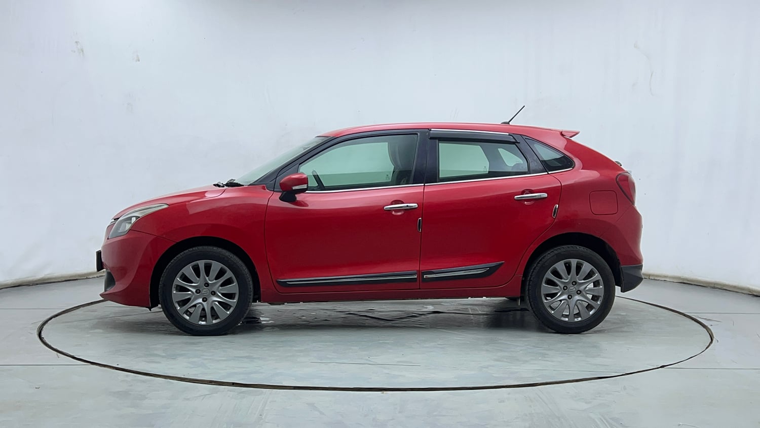 Used 2018 Maruti Suzuki Baleno Alpha 1.2 AT Petrol Automatic exterior LEFT SIDE VIEW