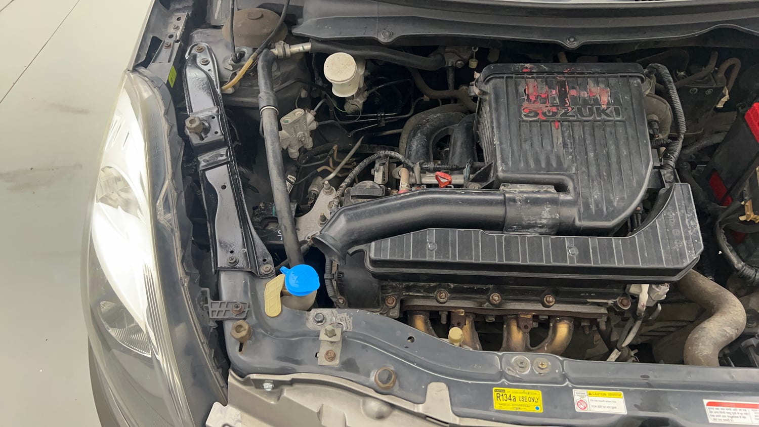 Used 2016 Maruti Suzuki Swift Dzire VXI Petrol Manual engine ENGINE RIGHT SIDE VIEW