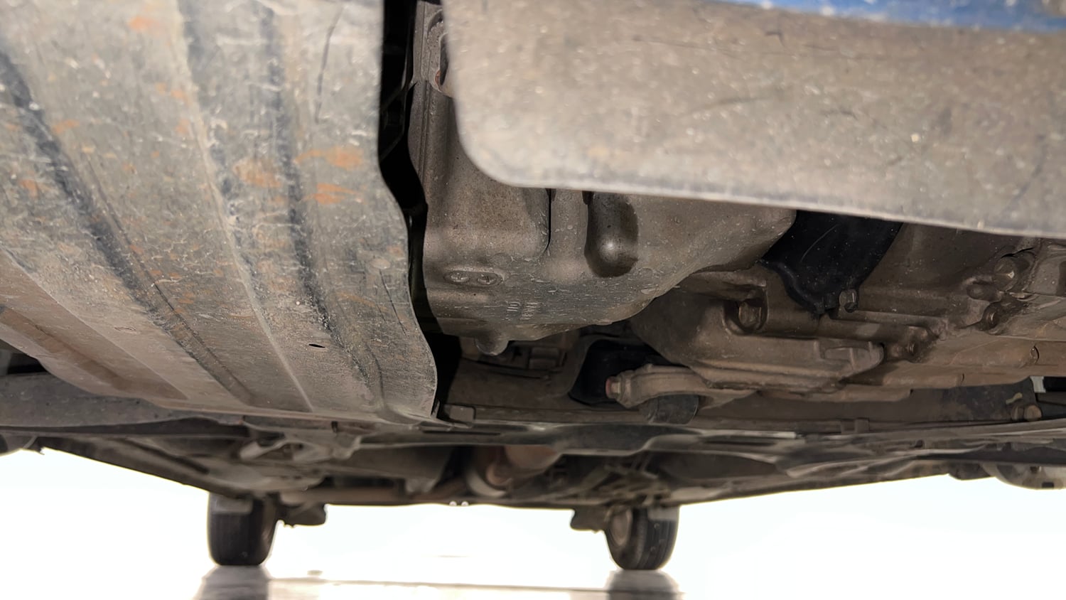 Used 2013 Honda Amaze 1.2 VX AT i-VTEC Petrol Automatic extra FRONT LEFT UNDERBODY VIEW