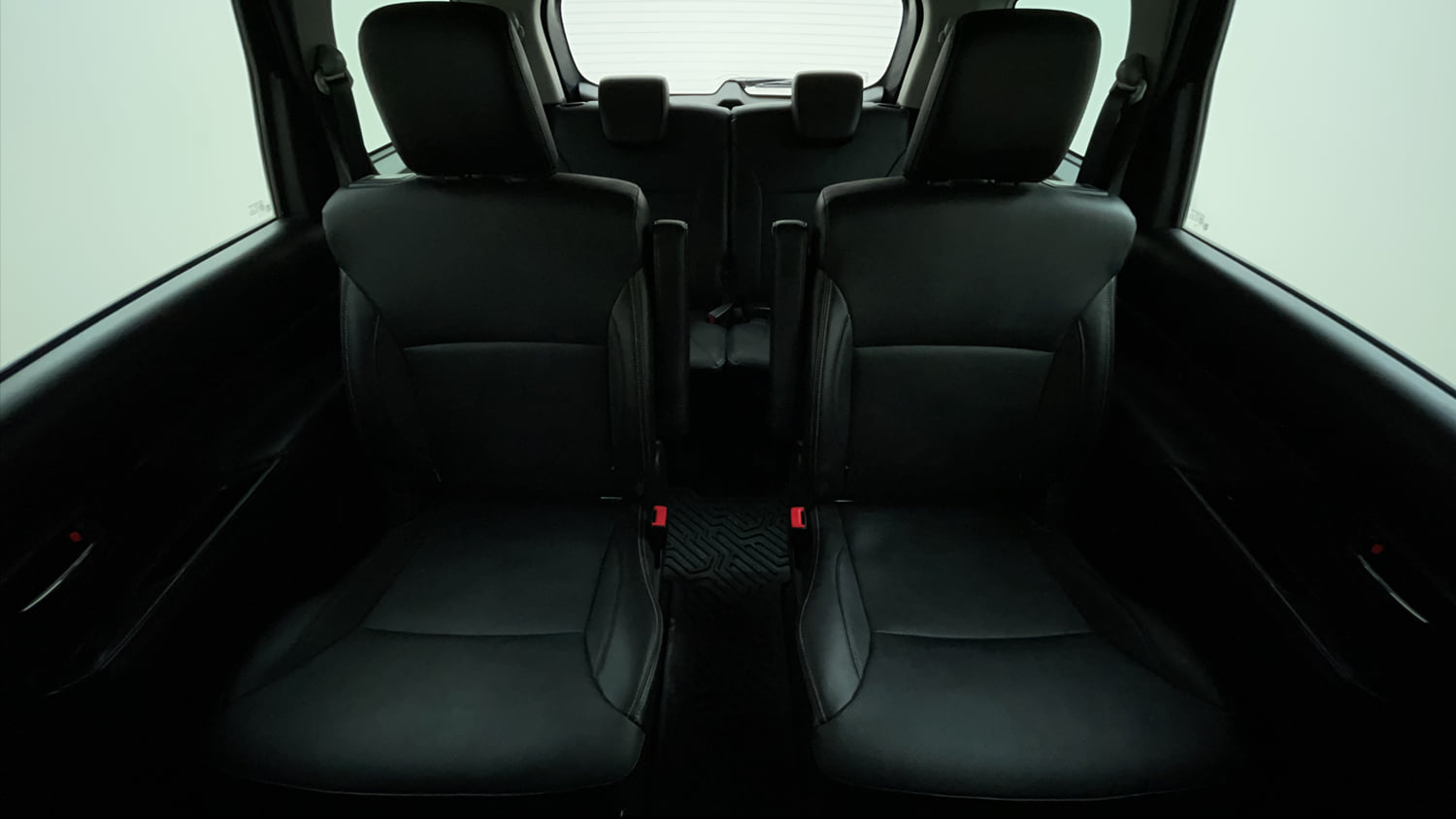 Used 2022 Maruti Suzuki XL6 Alpha Plus AT Petrol Petrol Automatic interior REAR SEAT CONDITION VIEW