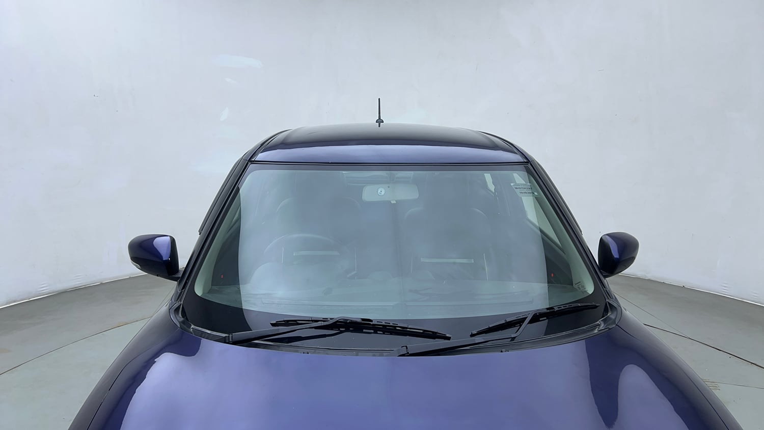 Used 2019 Maruti Suzuki Swift VXi AMT Petrol Automatic exterior FRONT WINDSHIELD VIEW