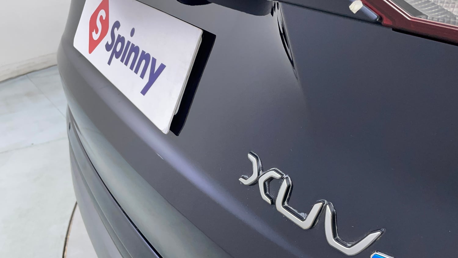 Used 2026 Mahindra XUV700 AX 7 Petrol AT Luxury Pack 7 STR Petrol Automatic dents MINOR SCRATCH