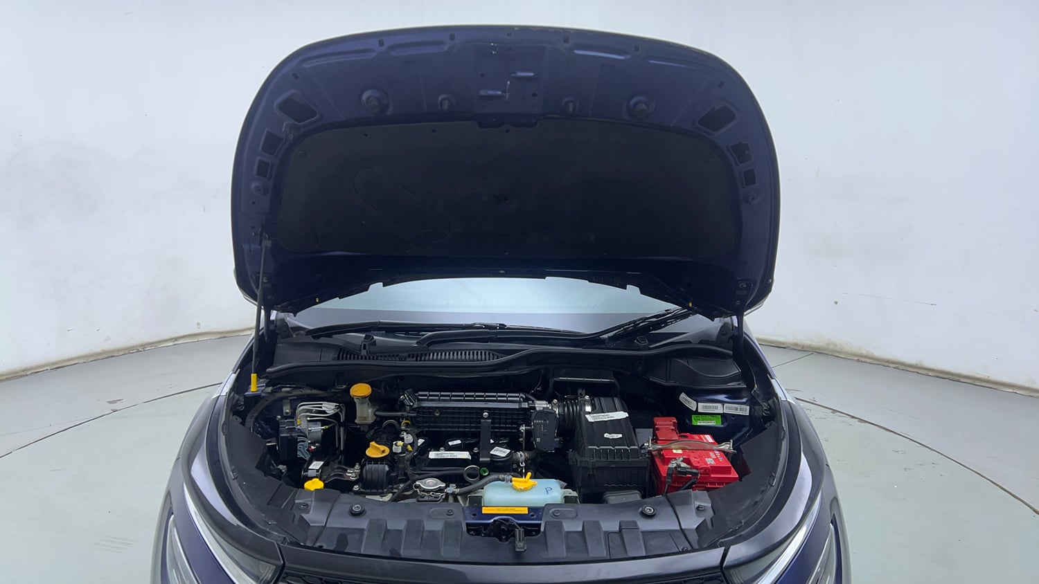 Used 2023 Tata Altroz XZA Plus (S) Petrol Automatic engine ENGINE & BONNET OPEN FRONT VIEW