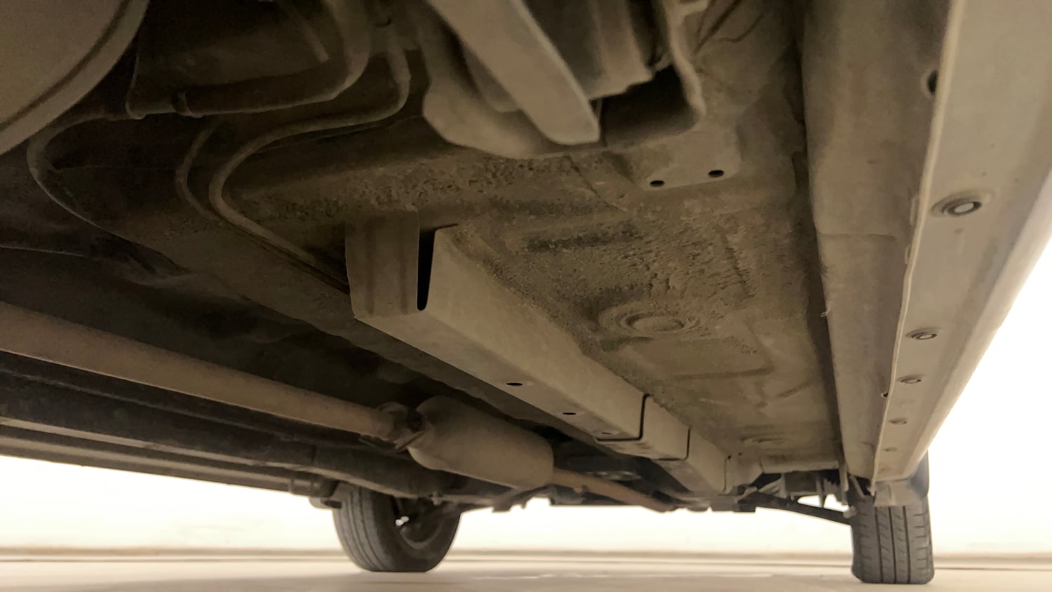 Used 2018 Maruti Suzuki Wagon R 1.0 VXI AMT Petrol Automatic extra REAR RIGHT UNDERBODY VIEW