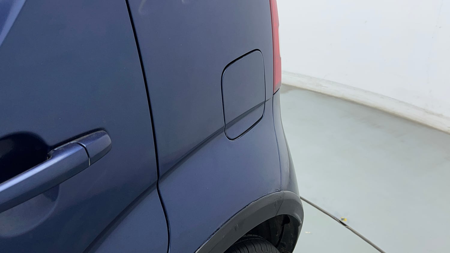 Used 2019 Maruti Suzuki Ignis Zeta 1.2 AMT Petrol Automatic dents MINOR SCRATCH