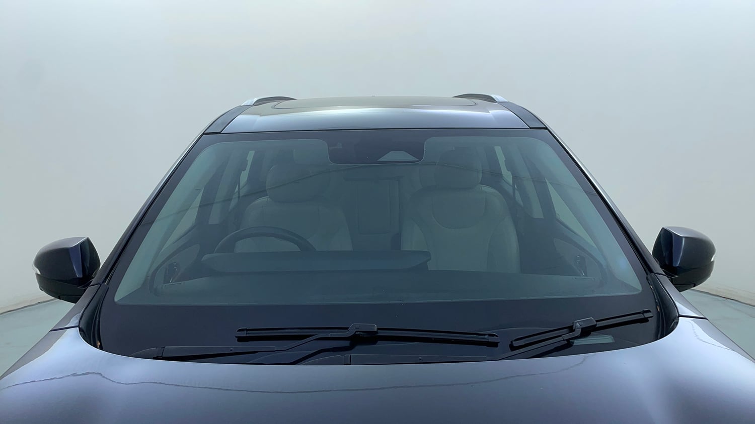 Used 2026 Mahindra XUV700 AX 7 Petrol AT Luxury Pack 7 STR Petrol Automatic exterior FRONT WINDSHIELD VIEW