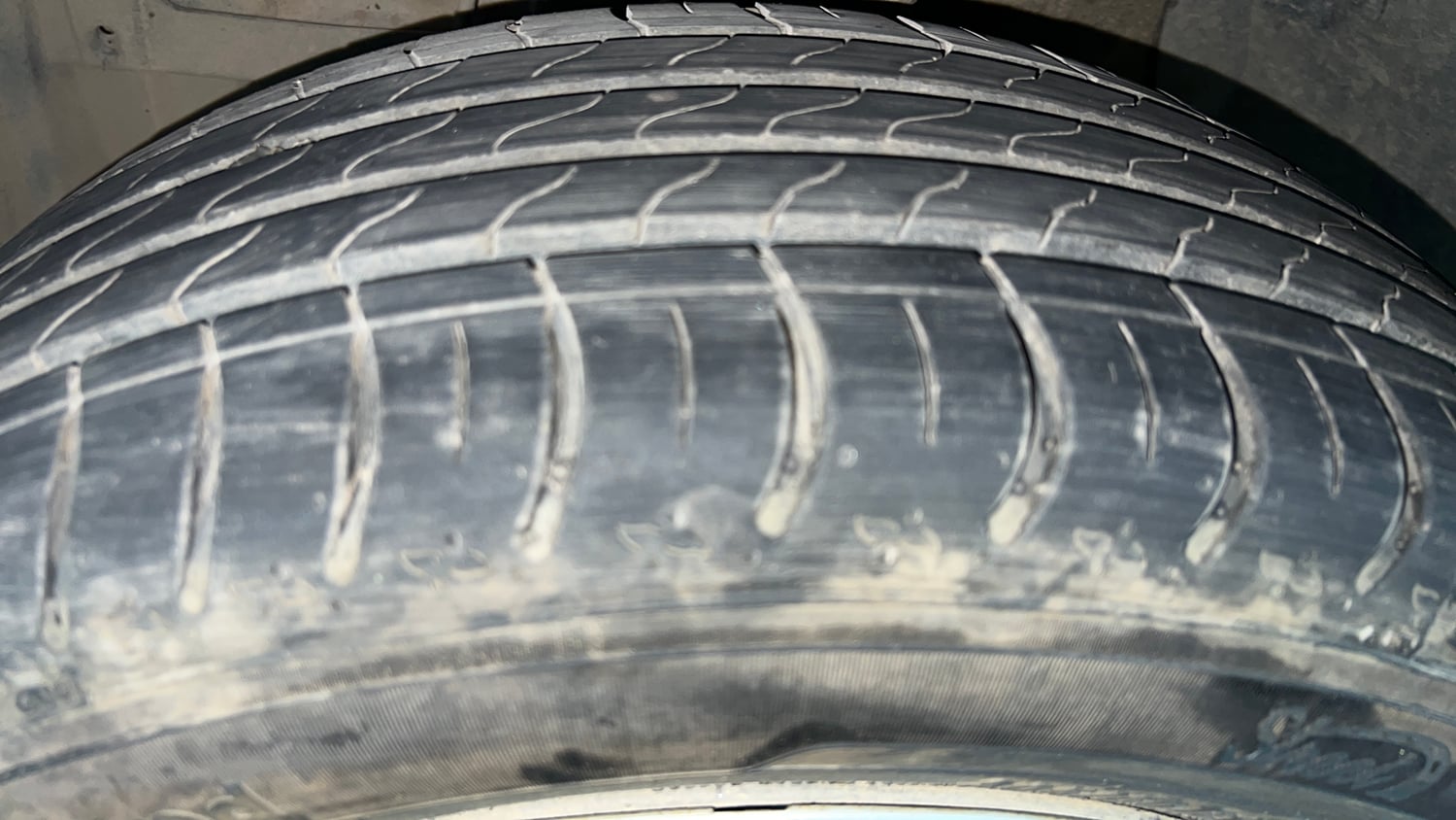 Used 2021 Toyota Urban Cruiser Mid Grade AT Petrol Automatic tyres LEFT FRONT TYRE TREAD VIEW