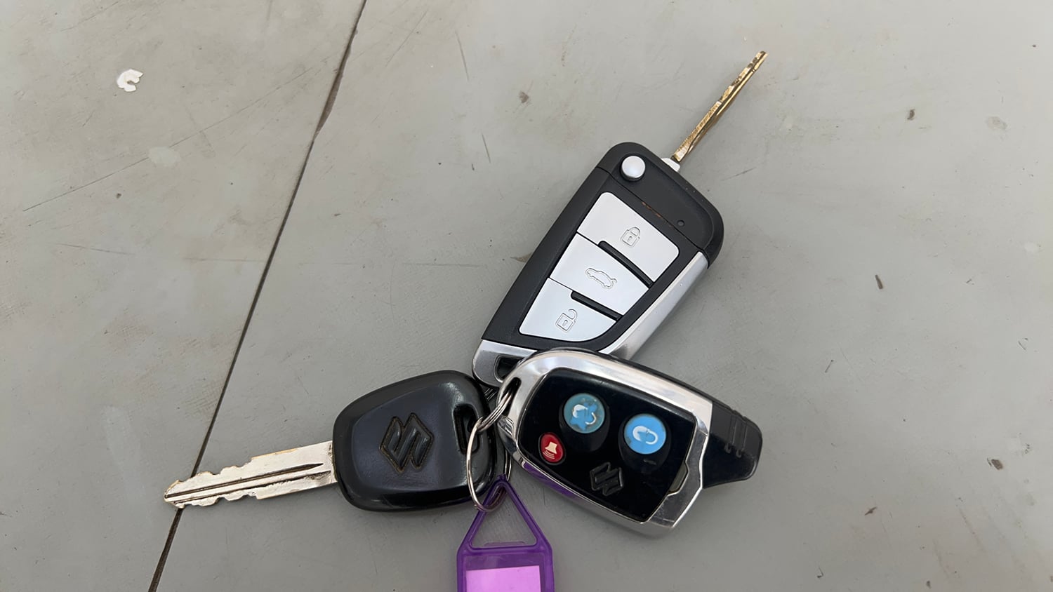 Used 2017 maruti-suzuki Alto K10 VXi (O) AMT Petrol Automatic extra CAR KEY VIEW