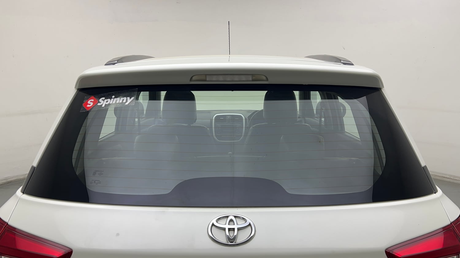 Used 2021 Toyota Urban Cruiser Mid Grade AT Petrol Automatic exterior BACK WINDSHIELD VIEW