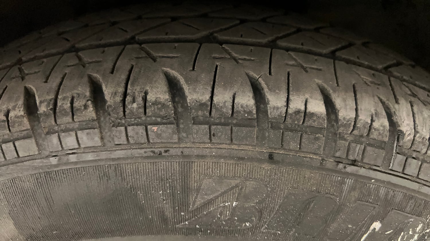Used 2023 Tata Tiago XZ Plus CNG Cng Manual tyres RIGHT FRONT TYRE TREAD VIEW