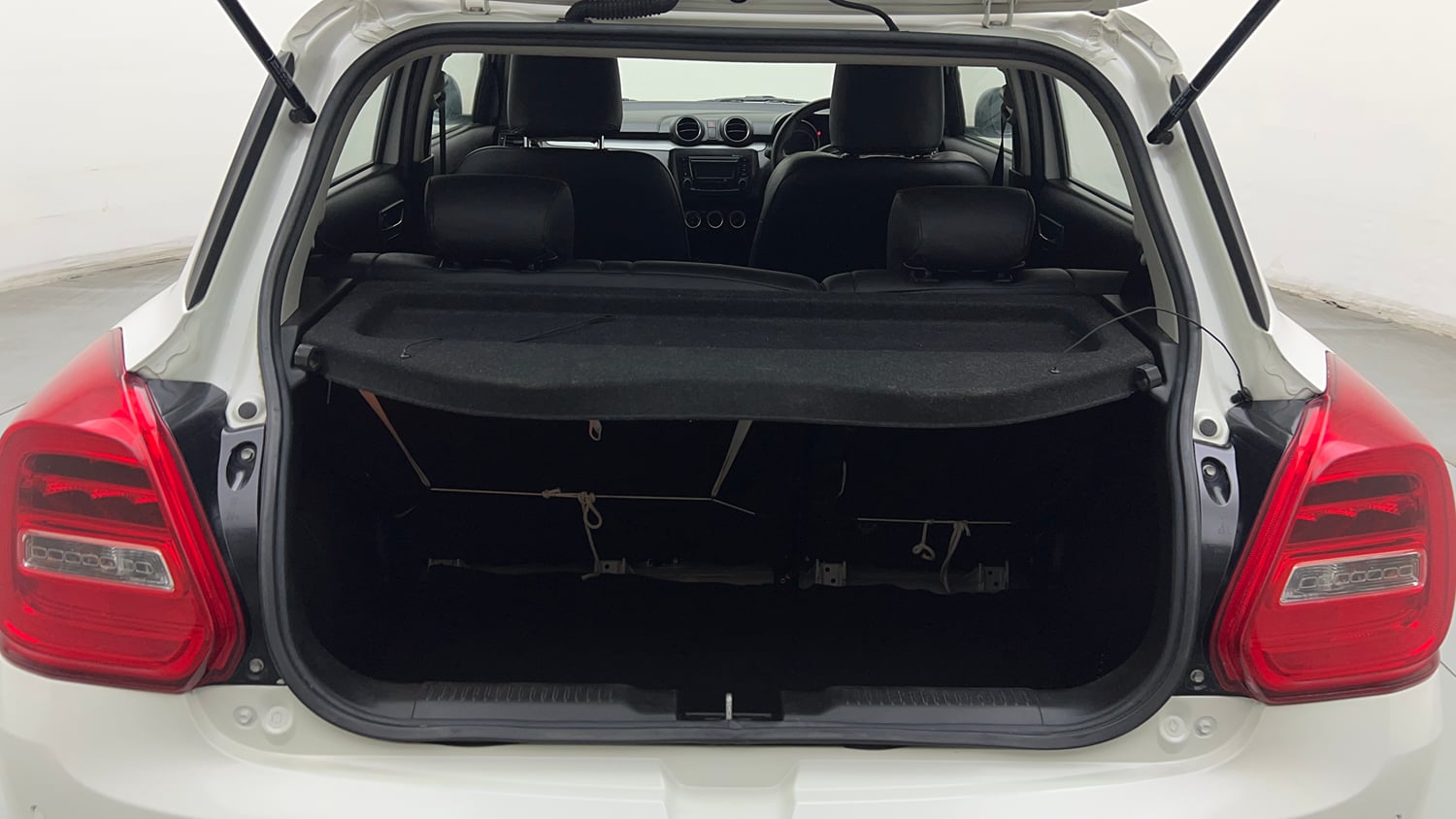 Used 2019 Maruti Suzuki Swift ZXi AMT Petrol Automatic interior DICKY INSIDE VIEW