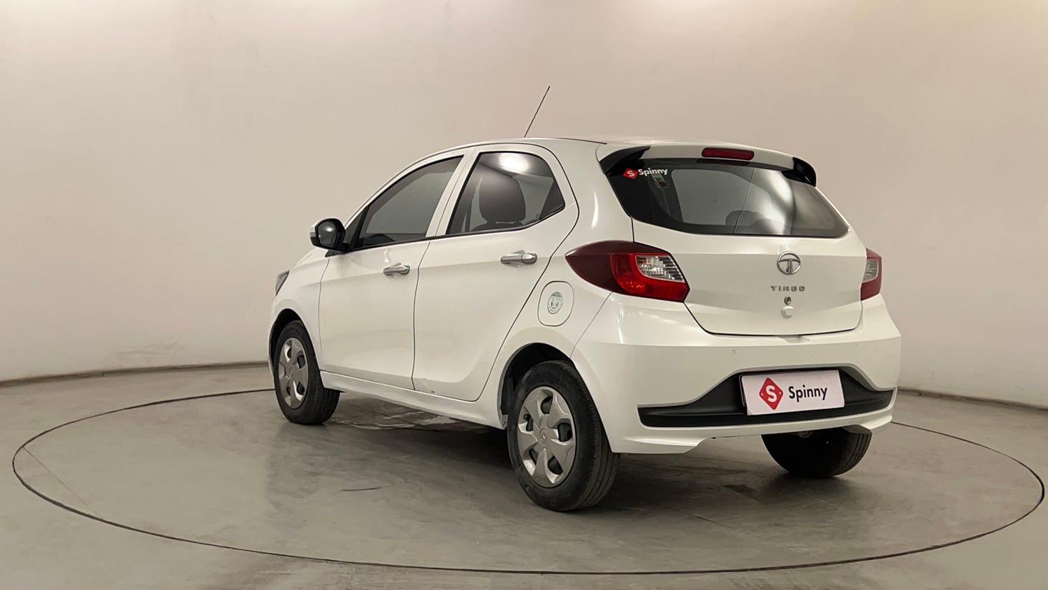 Used 2021 Tata Tiago XT Petrol Manual exterior LEFT REAR CORNER VIEW