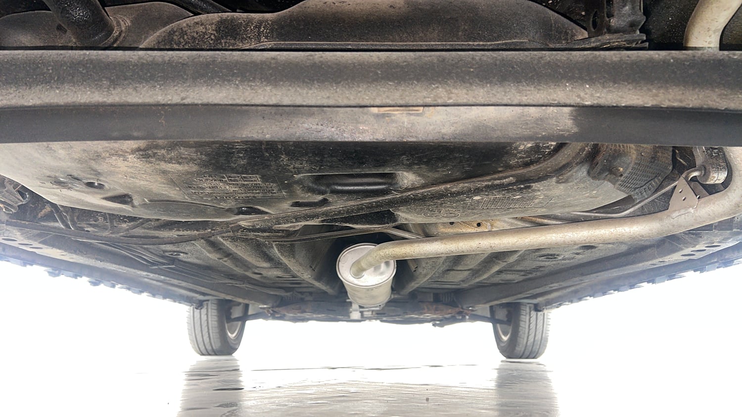 Used 2020 Maruti Suzuki Ignis Zeta 1.2 AMT Petrol Automatic extra REAR UNDERBODY VIEW (TAKEN FROM REAR)