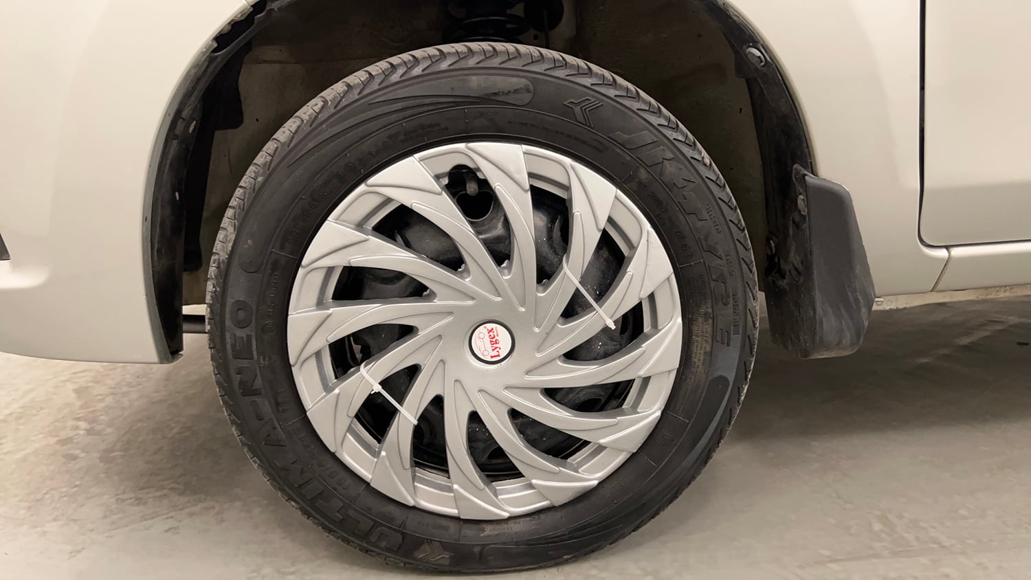 Used 2016 Maruti Suzuki Alto K10 VXi Petrol Manual tyres LEFT FRONT TYRE RIM VIEW