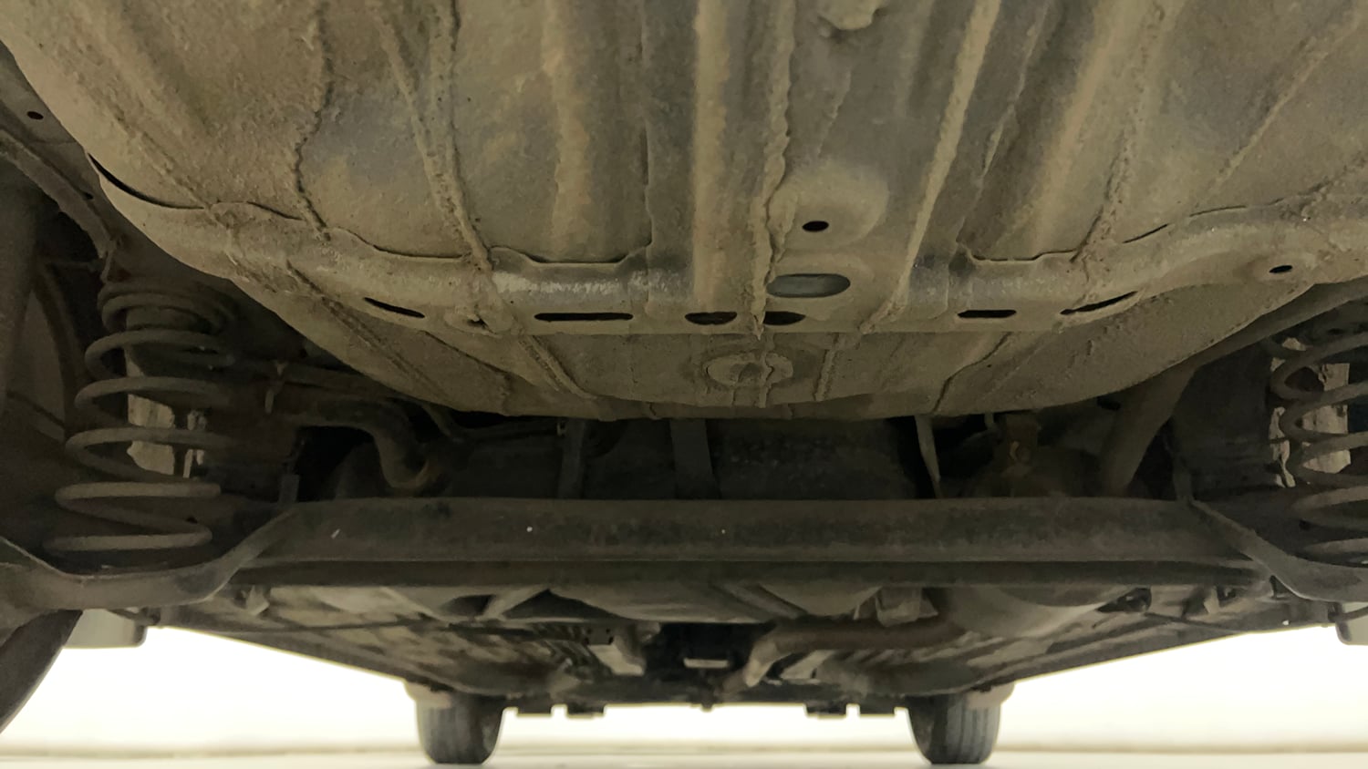 Used 2024 Honda Amaze VX 1.2 Petrol CVT Petrol Automatic extra REAR UNDERBODY VIEW (TAKEN FROM REAR)
