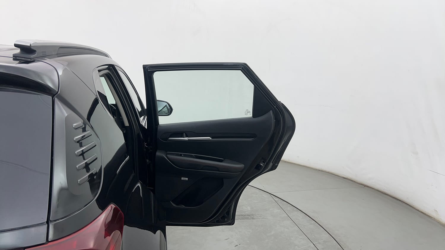 Used 2021 Kia Sonet GTX Plus 1.5 AT Diesel Automatic interior RIGHT REAR DOOR OPEN VIEW