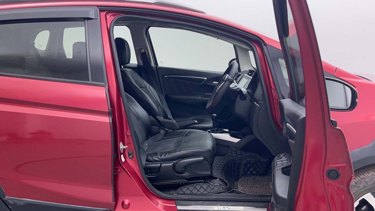 Used 2020 Honda WR-V VX MT Petrol Petrol Manual interior RIGHT SIDE FRONT DOOR CABIN VIEW