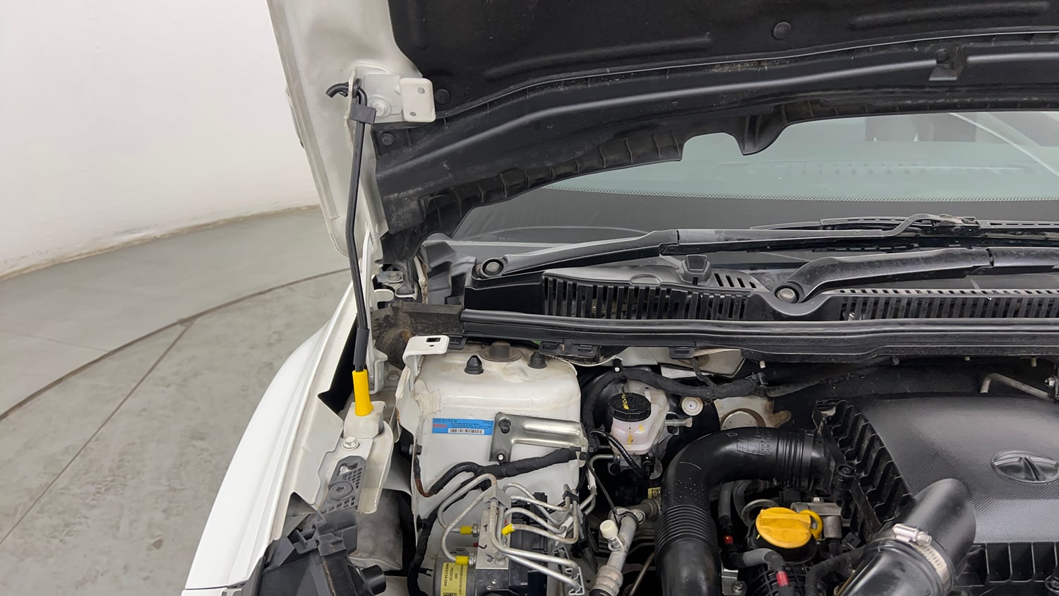 Used 2024 Tata Nexon Creative Plus S 1.2 Revotron Petrol 6AMT Petrol Automatic engine ENGINE RIGHT SIDE HINGE & APRON VIEW