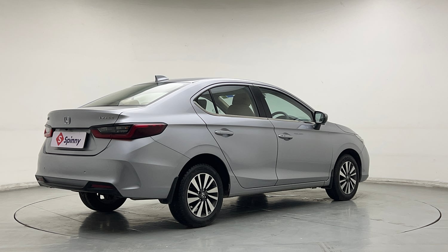 Used 2023 Honda City V Petrol CVT Petrol Automatic exterior RIGHT REAR CORNER VIEW