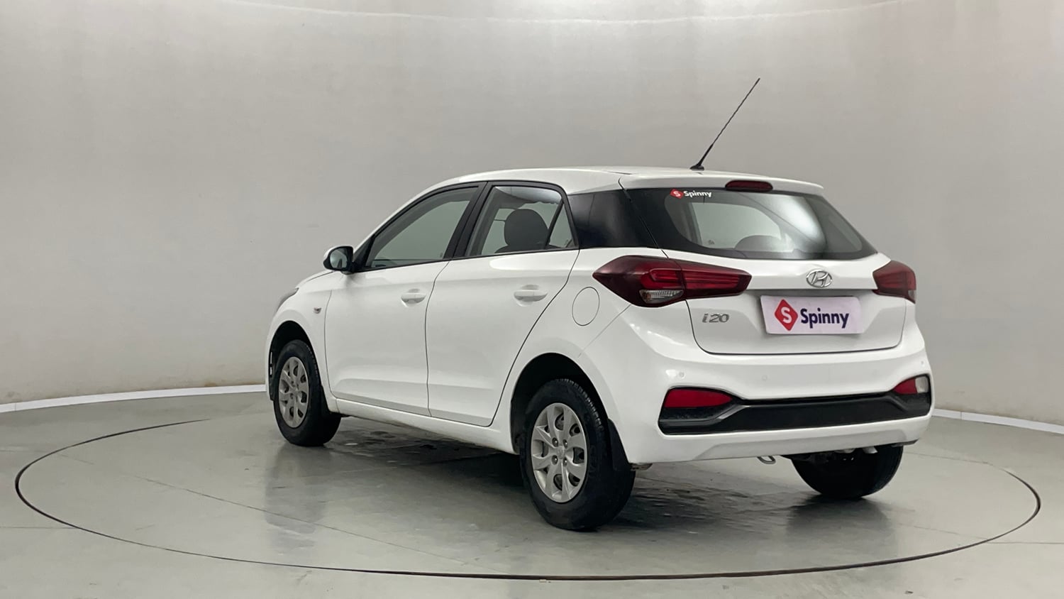 Used 2019 Hyundai Elite i20 Magna Plus 1.2 Petrol Manual exterior LEFT REAR CORNER VIEW