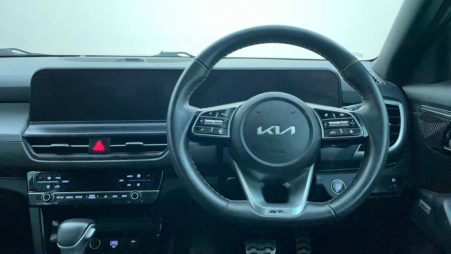 Used 2023 Kia Seltos GTX Plus 1.5 Turbo Petrol DCT Petrol Automatic interior STEERING VIEW