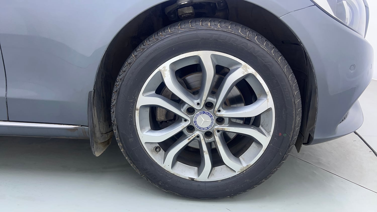 Used 2017 Mercedes-Benz C-Class C 200 Avantgarde Petrol Automatic tyres RIGHT FRONT TYRE RIM VIEW