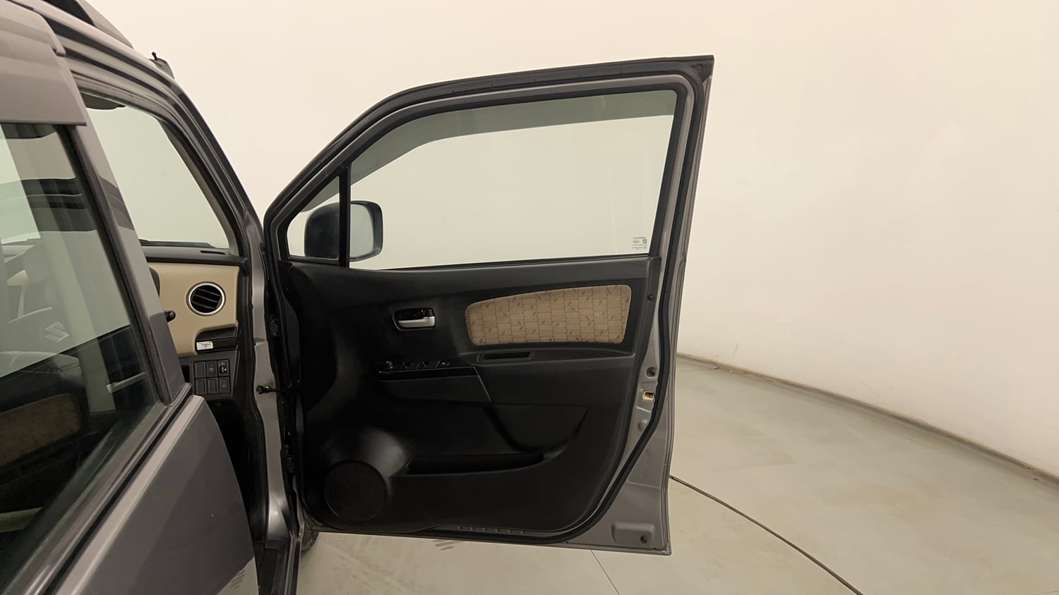 Used 2018 Maruti Suzuki Wagon R 1.0 VXI AMT Petrol Automatic interior RIGHT FRONT DOOR OPEN VIEW