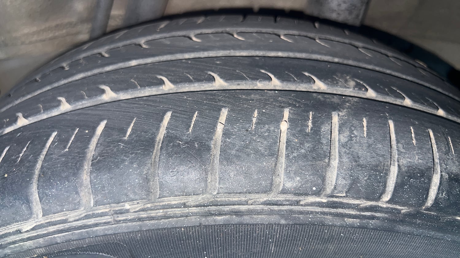 Used 2016 Honda Jazz S Petrol Petrol Manual tyres LEFT REAR TYRE TREAD VIEW