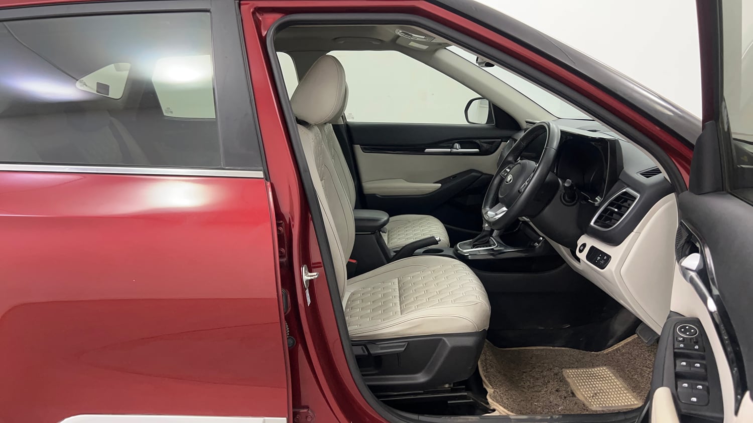 Used 2021 kia Seltos HTX IVT 1.5 Petrol Automatic interior RIGHT SIDE FRONT DOOR CABIN VIEW
