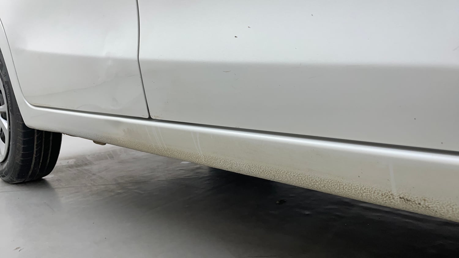 Used 2016 Maruti Suzuki Celerio ZXi AMT Petrol Automatic dents MINOR DENT