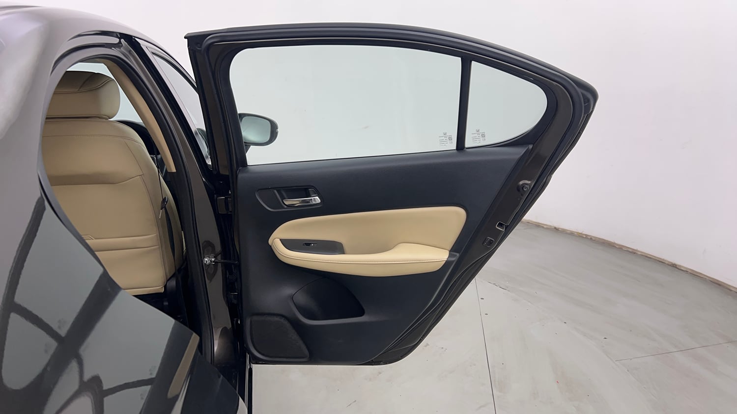 Used 2021 Honda City ZX CVT Petrol Petrol Automatic interior RIGHT REAR DOOR OPEN VIEW