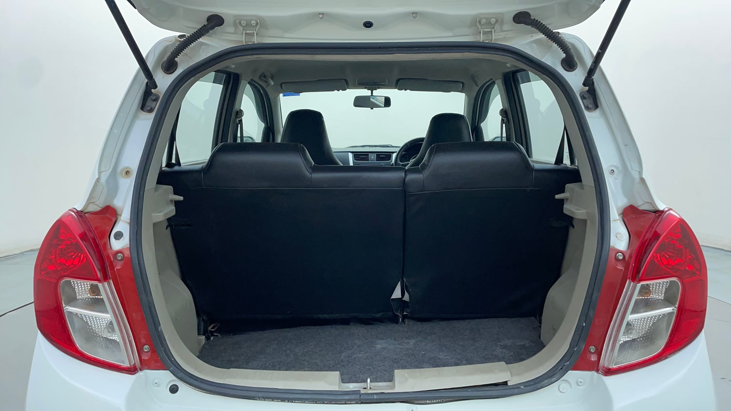 Used 2016 Maruti Suzuki Celerio ZXi AMT Petrol Automatic interior DICKY INSIDE VIEW