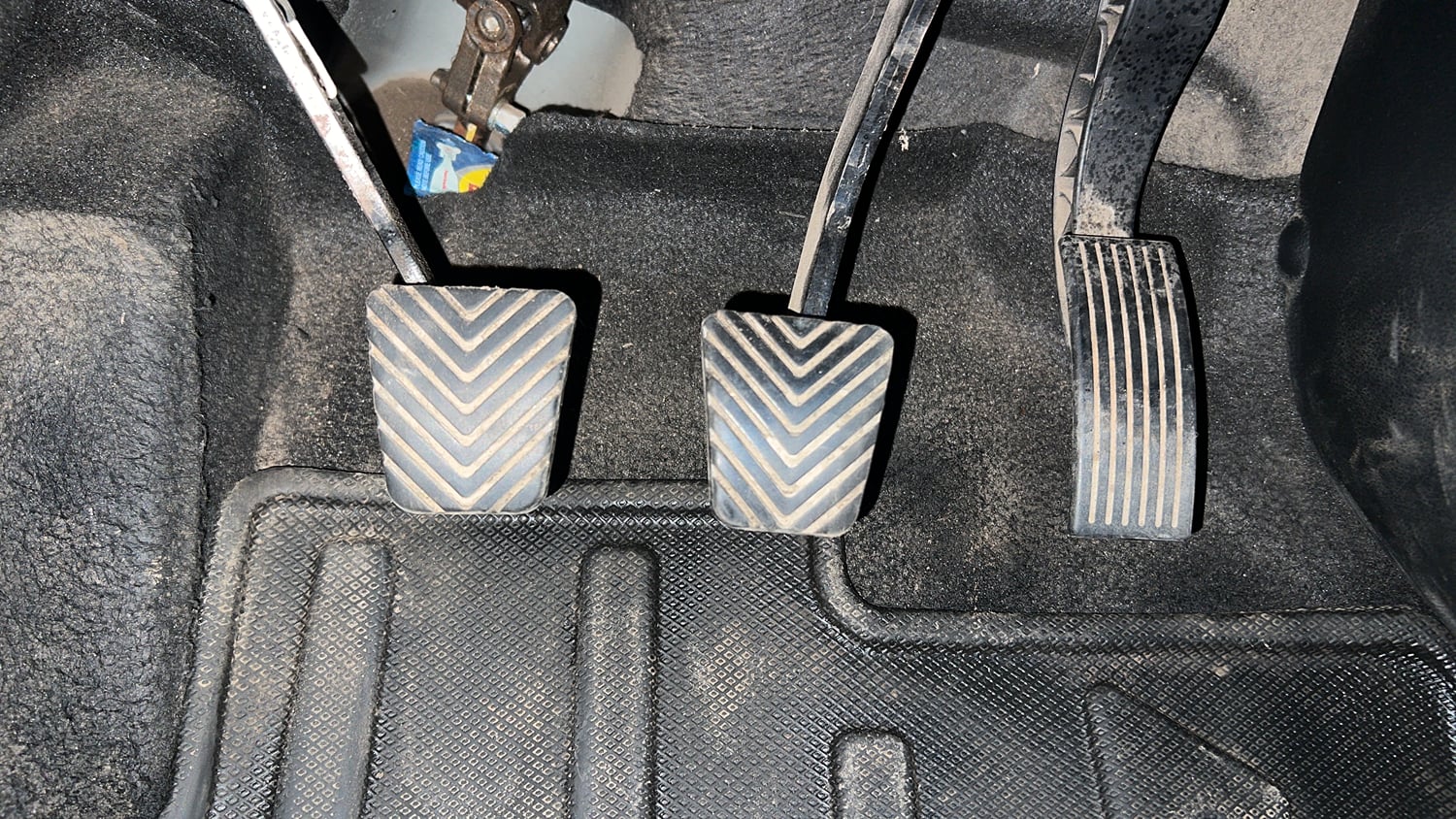 Used 2022 Hyundai i20 Sportz 1.2 MT Petrol Manual interior PEDALS VIEW