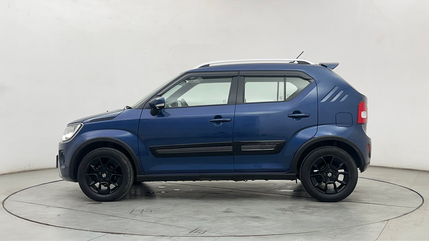 Used 2021 Maruti Suzuki Ignis Zeta 1.2 MT Petrol Manual exterior LEFT SIDE VIEW
