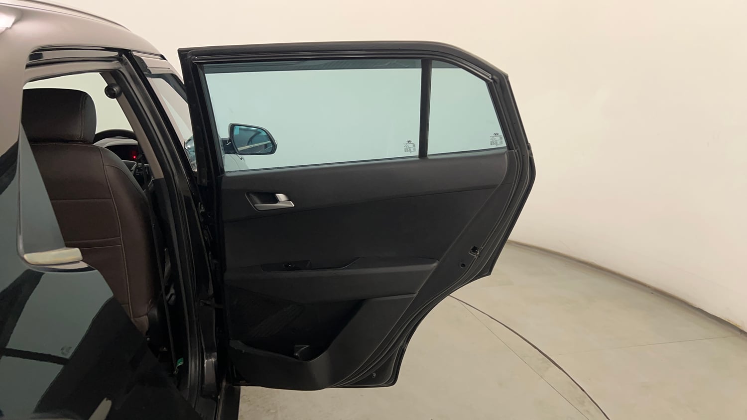 Used 2018 Hyundai Creta SX 1.6 AT CRDi Diesel Automatic interior RIGHT REAR DOOR OPEN VIEW