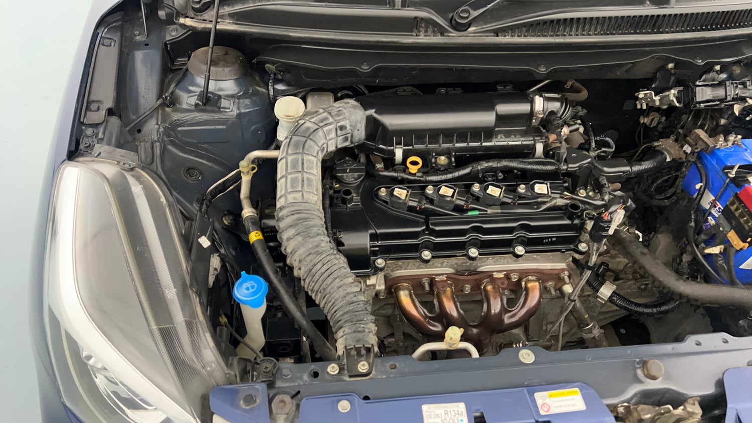 Used 2019 Maruti Suzuki Baleno Delta Petrol Manual engine ENGINE RIGHT SIDE VIEW