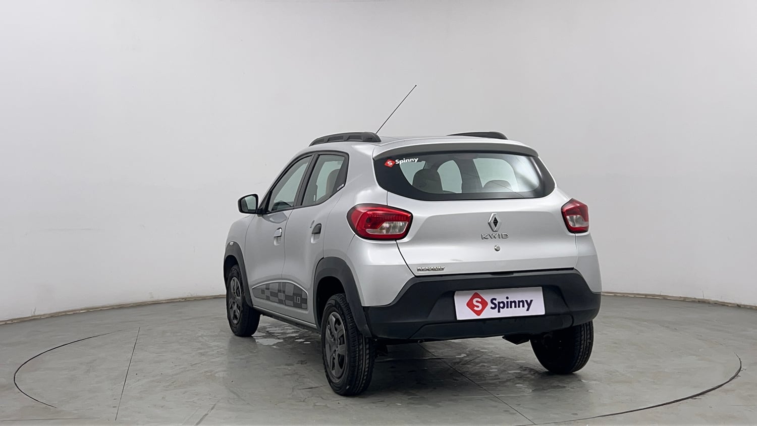 Used 2018 Renault Kwid 1.0 RXT Petrol Manual exterior LEFT REAR CORNER VIEW