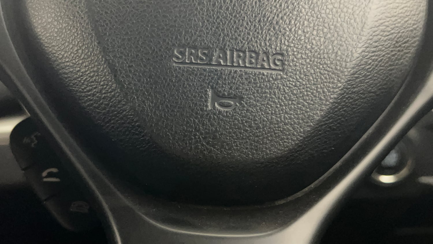 Used 2020 maruti-suzuki Vitara Brezza ZXi Plus Petrol Manual top_features Airbags