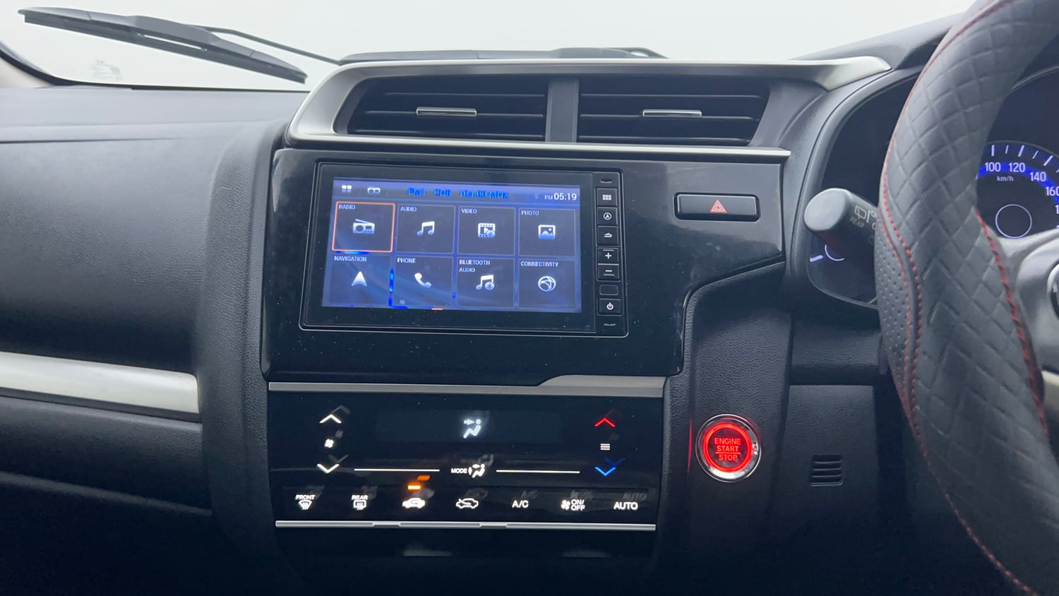 Used 2020 Honda WR-V VX MT Petrol Petrol Manual interior MUSIC SYSTEM & AC CONTROL VIEW