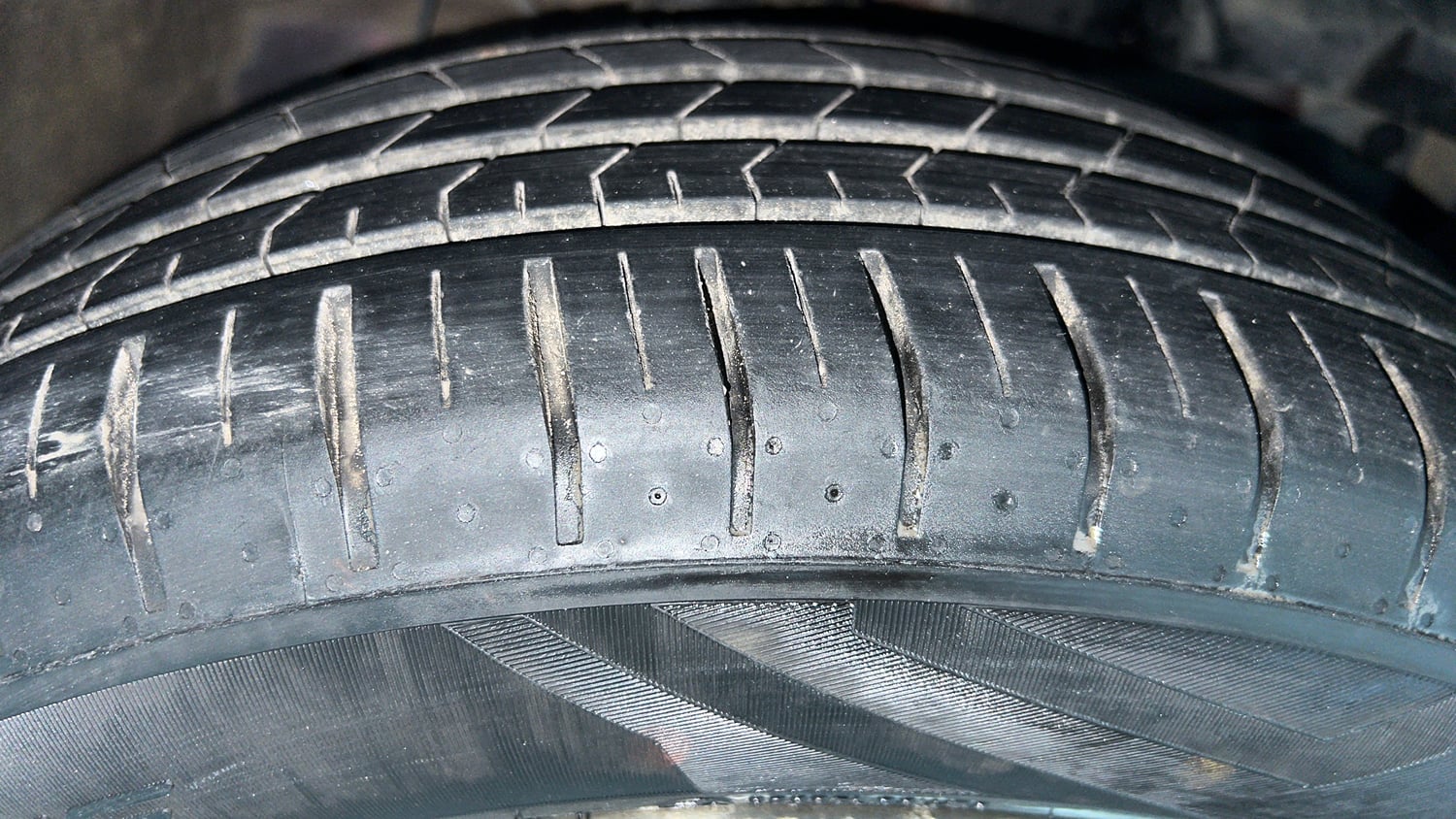 Used 2018 Honda WR-V VX MT Petrol Petrol Manual tyres RIGHT FRONT TYRE TREAD VIEW